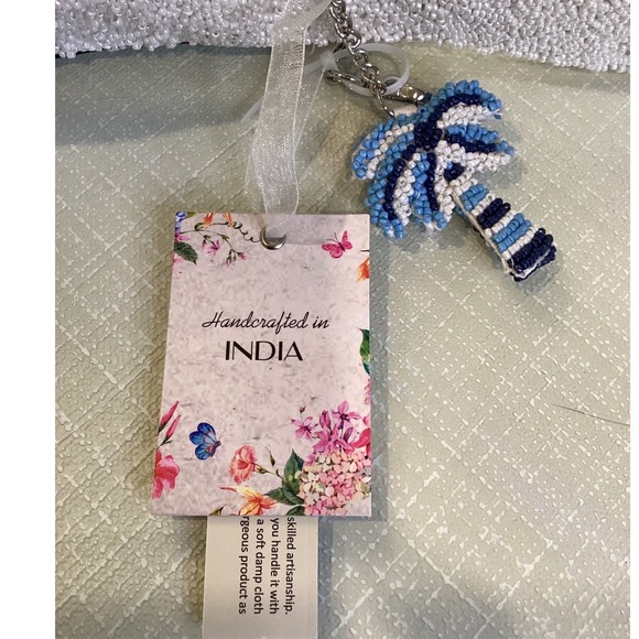 Tik Tok Viral Beaded Bag Purse TJ Maxx - Blue White Palm Trees + Charm NWT - Picture 5 of 7